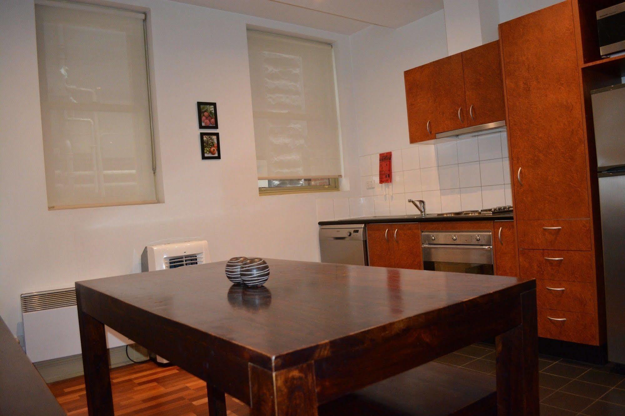 Flinders Lane Apartments 멜번 외부 사진