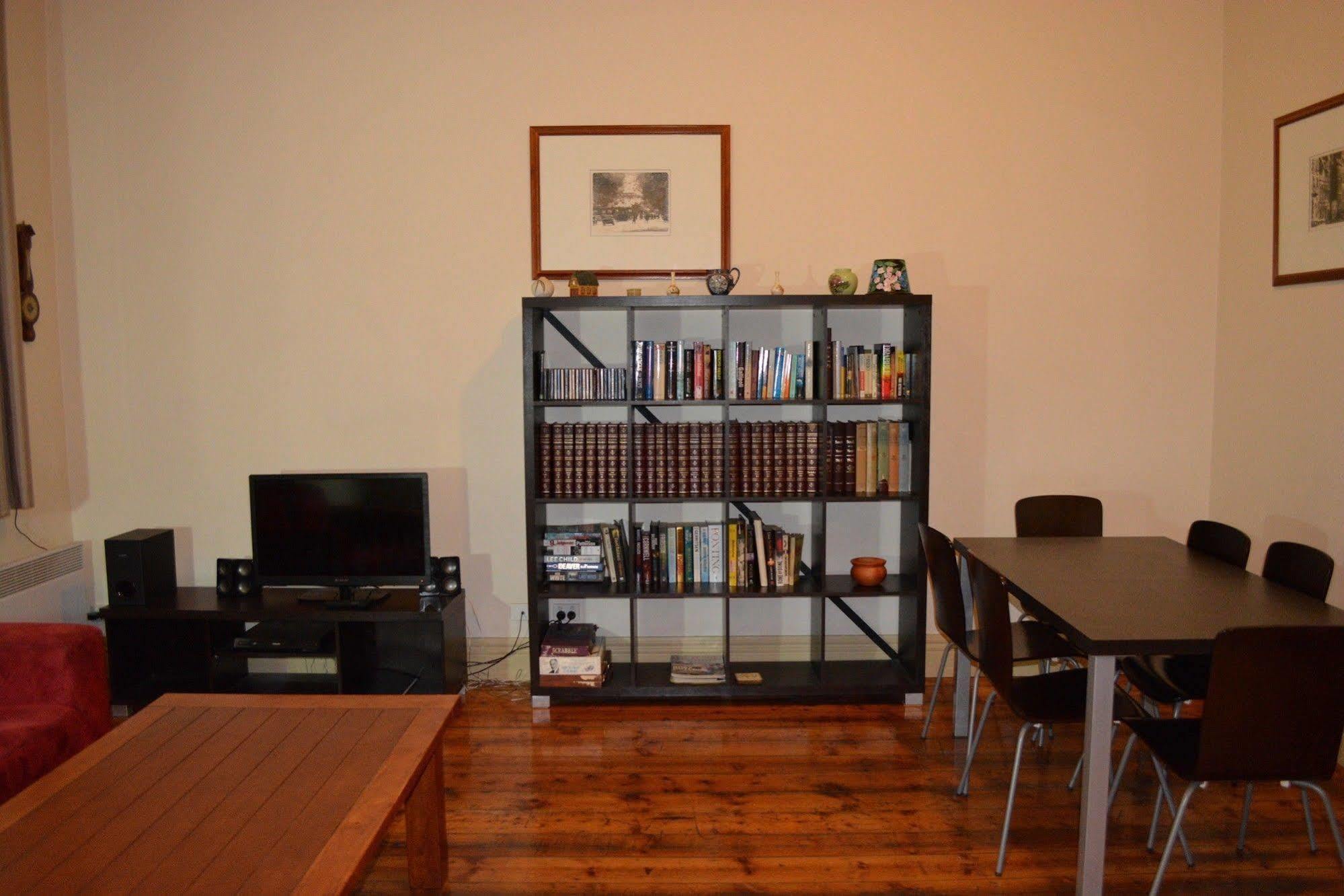 Flinders Lane Apartments 멜번 외부 사진
