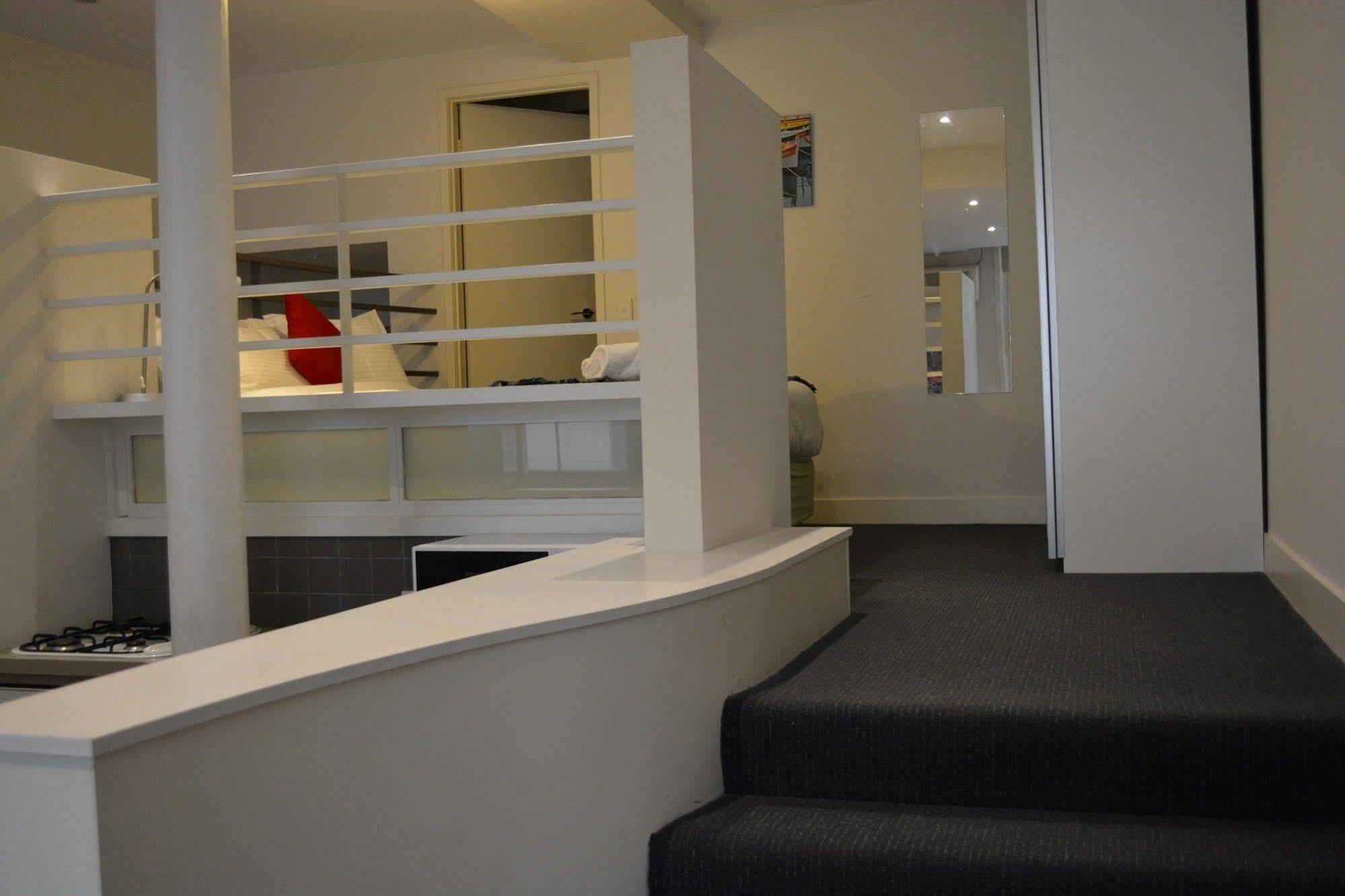 Flinders Lane Apartments 멜번 외부 사진