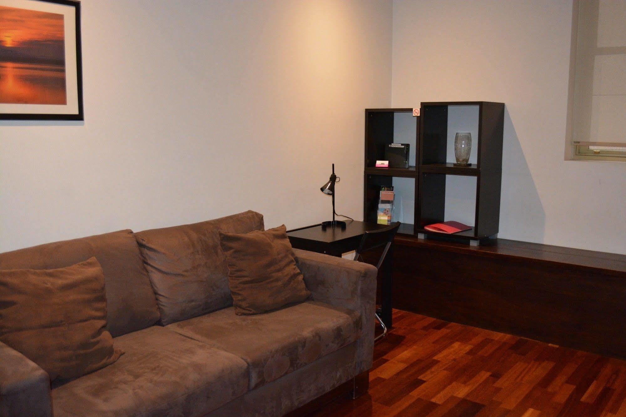 Flinders Lane Apartments 멜번 외부 사진