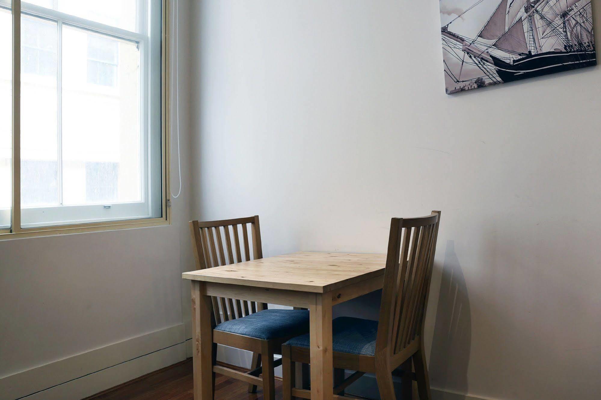 Flinders Lane Apartments 멜번 외부 사진